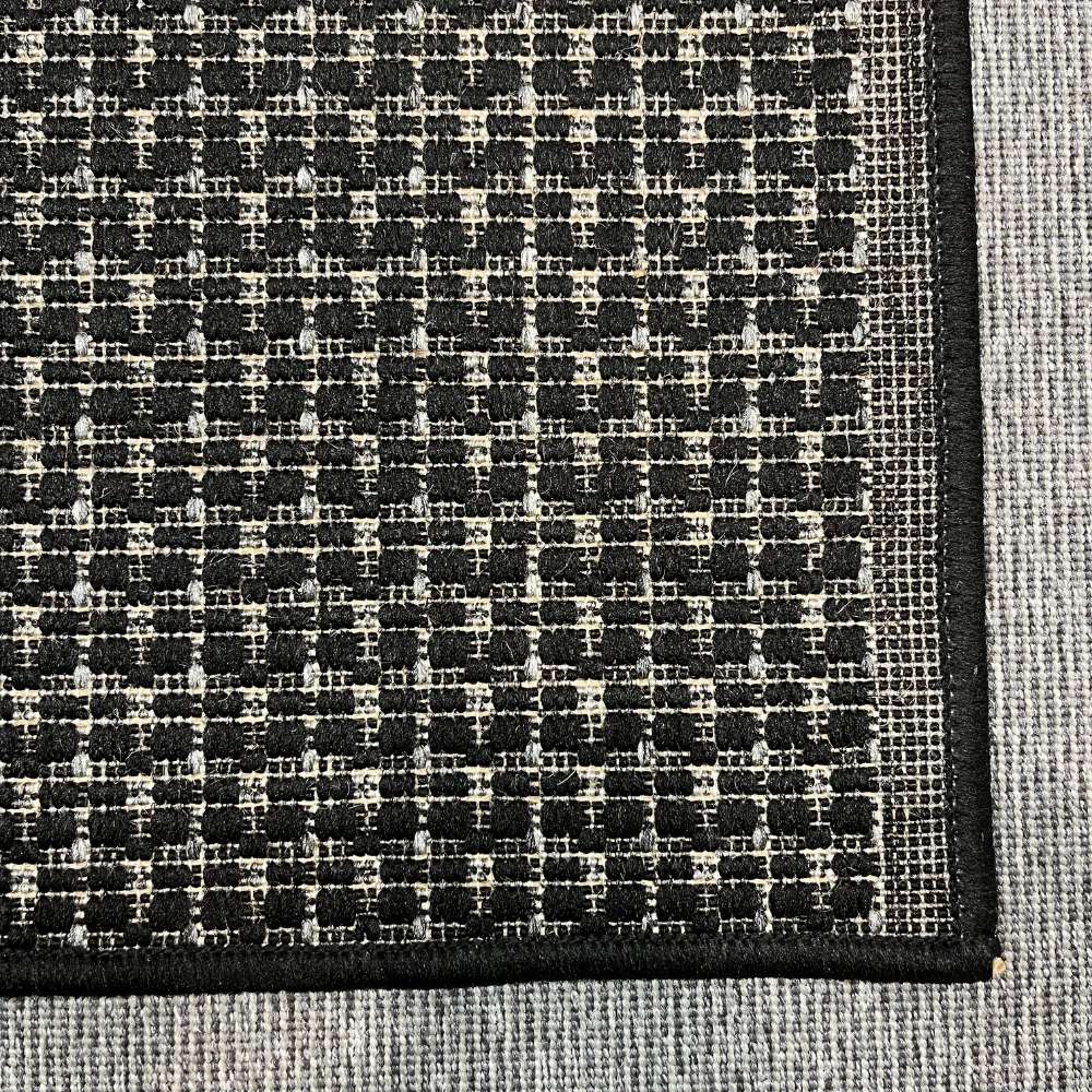 Dawn Foam 5787 sileäksi kudottu matto - musta