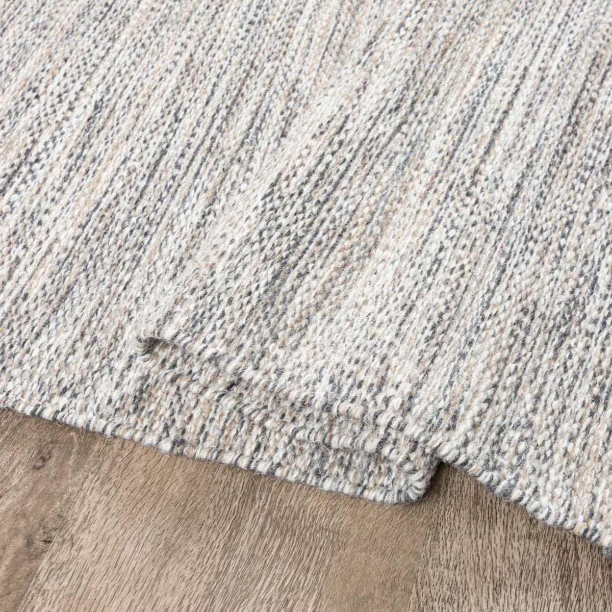 Saba Wool Rug - Earth