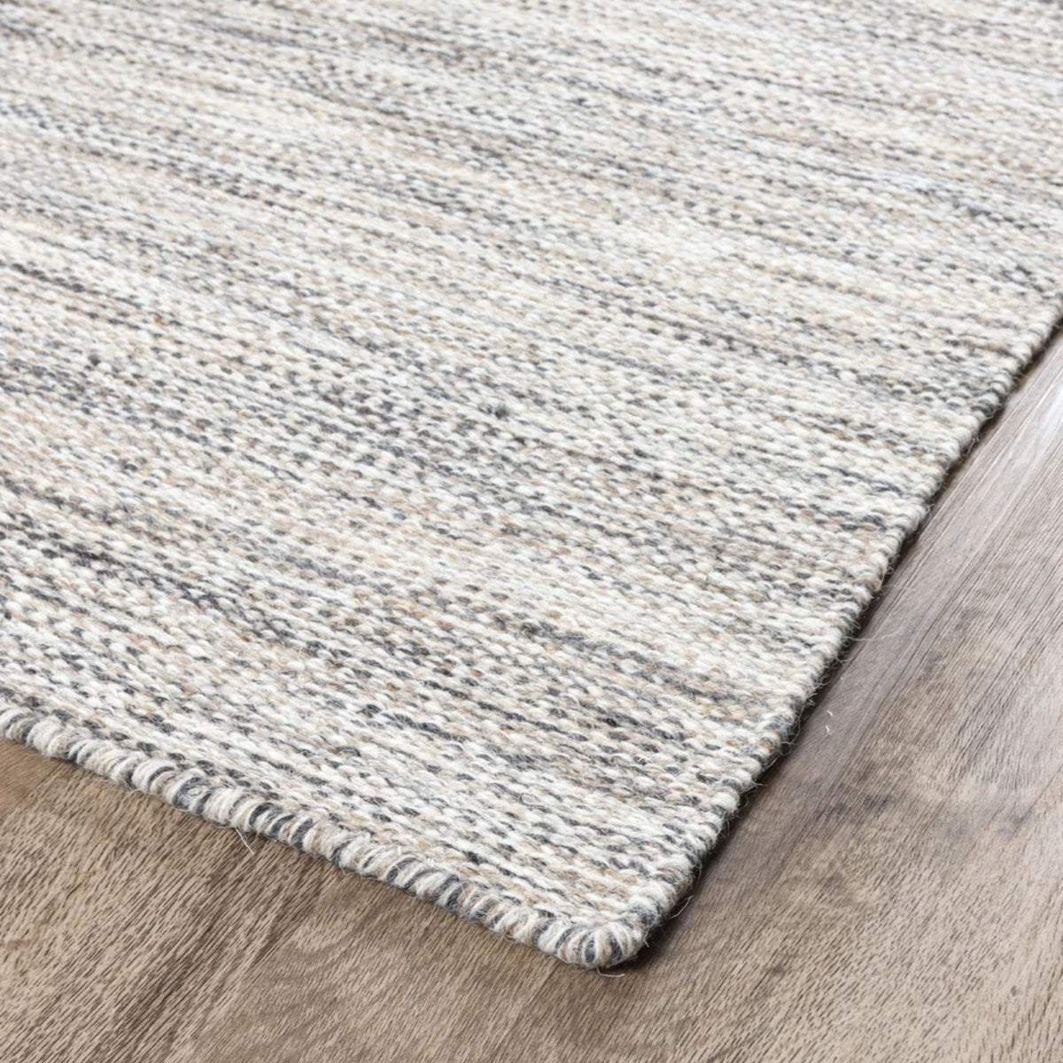 Saba Wool Rug - Earth