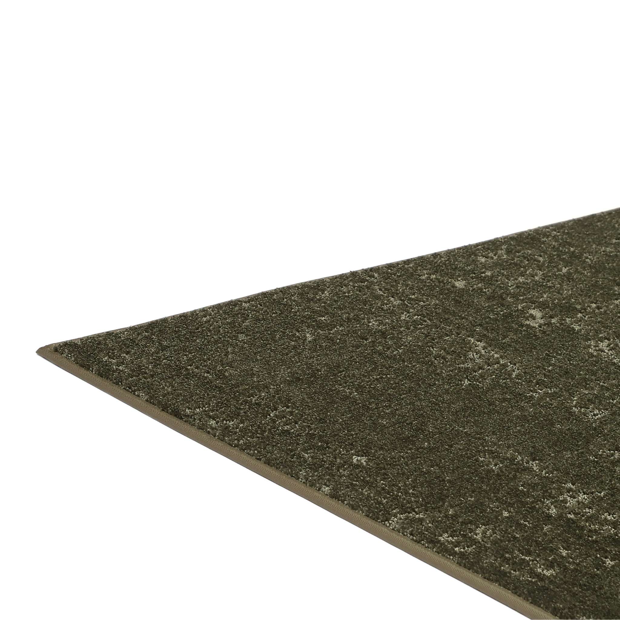 VM Carpet Basaltti matto - Tummanvihreä 590