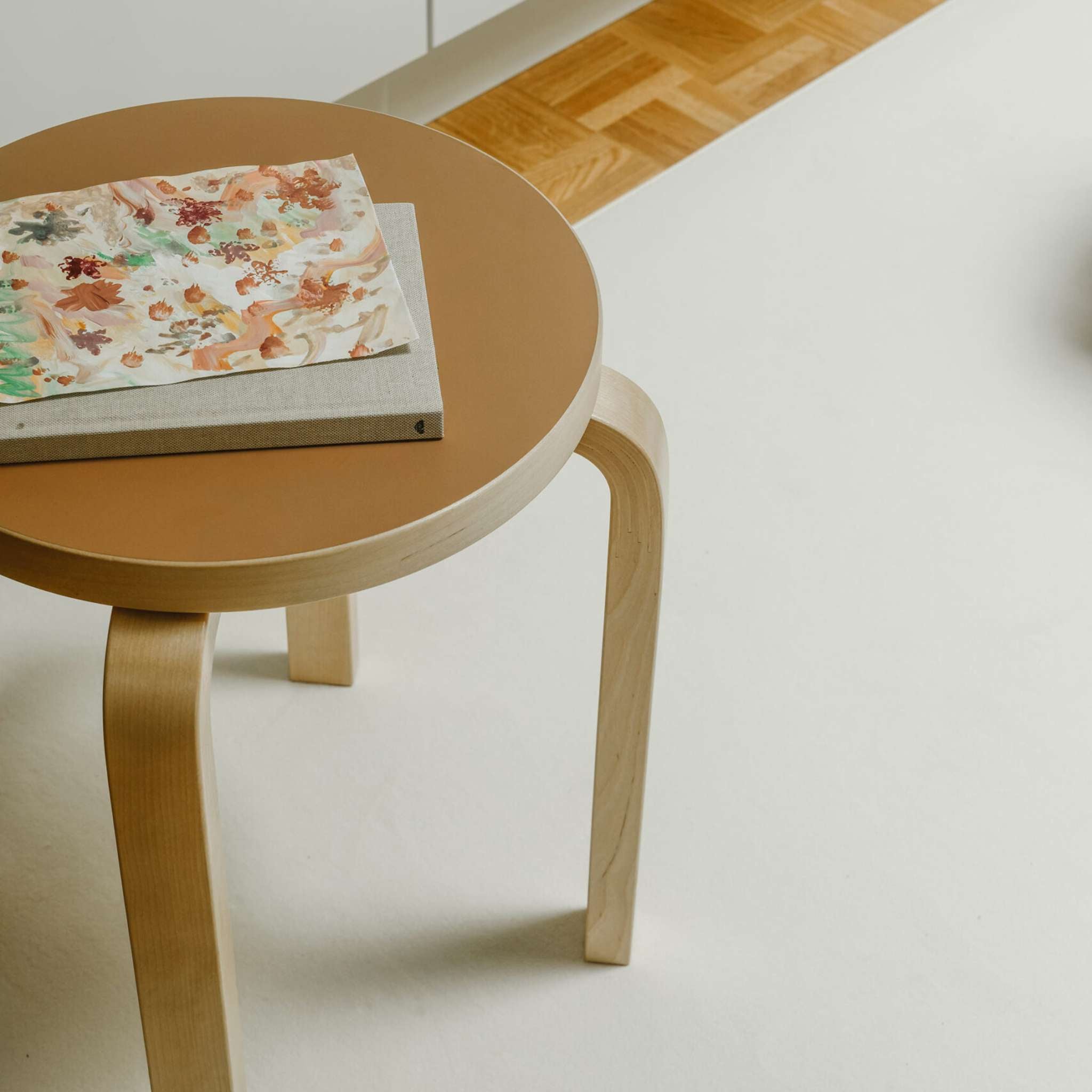 VM Carpet Usva matto, omalla mitalla - 102 valkoinen