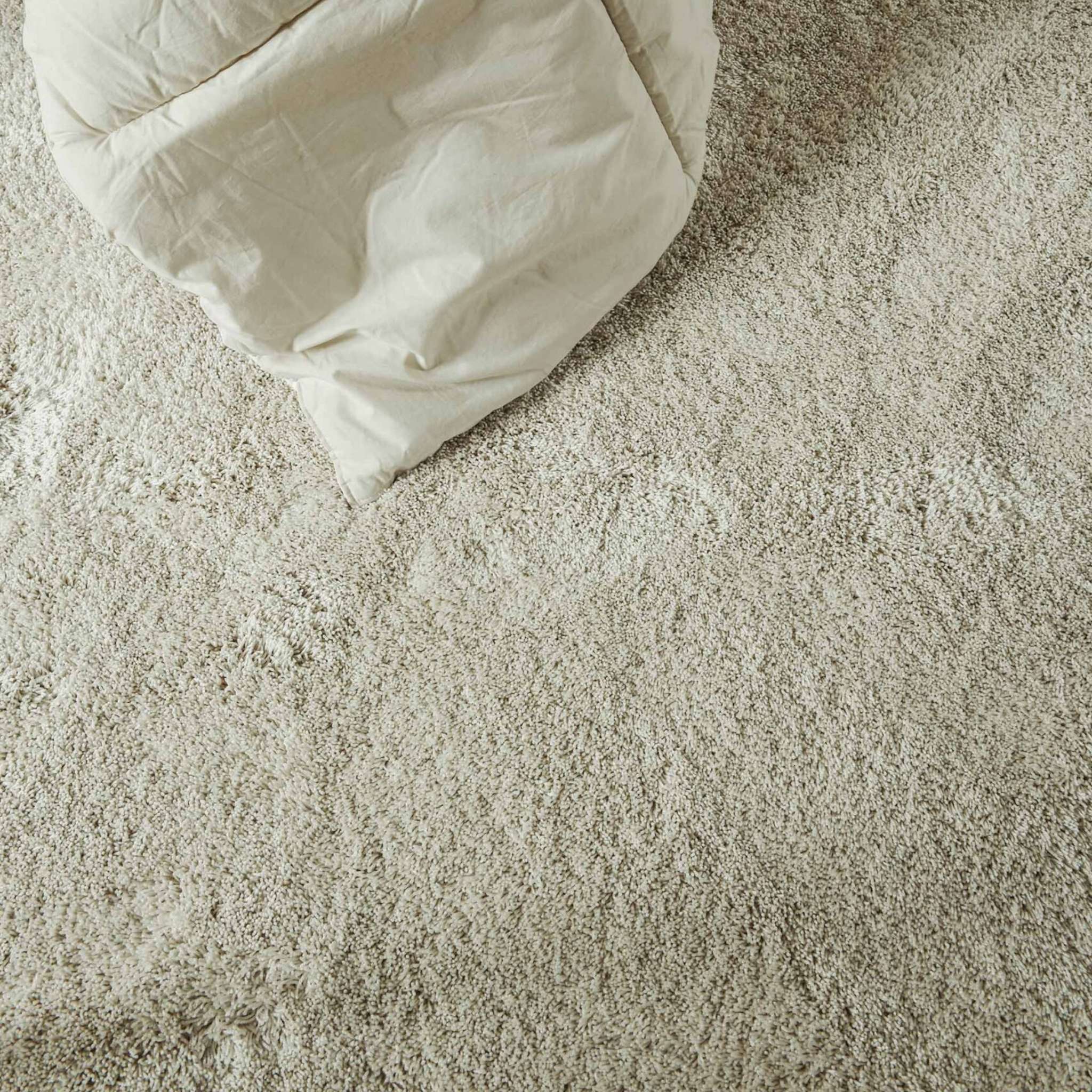 VM Carpet Vilja matto, omalla mitalla - 112 luonnonvalkoinen