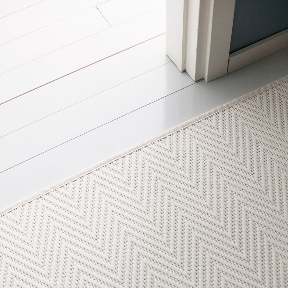 VM Carpet Elsa matto, omalla mitalla - 71 valkoinen
