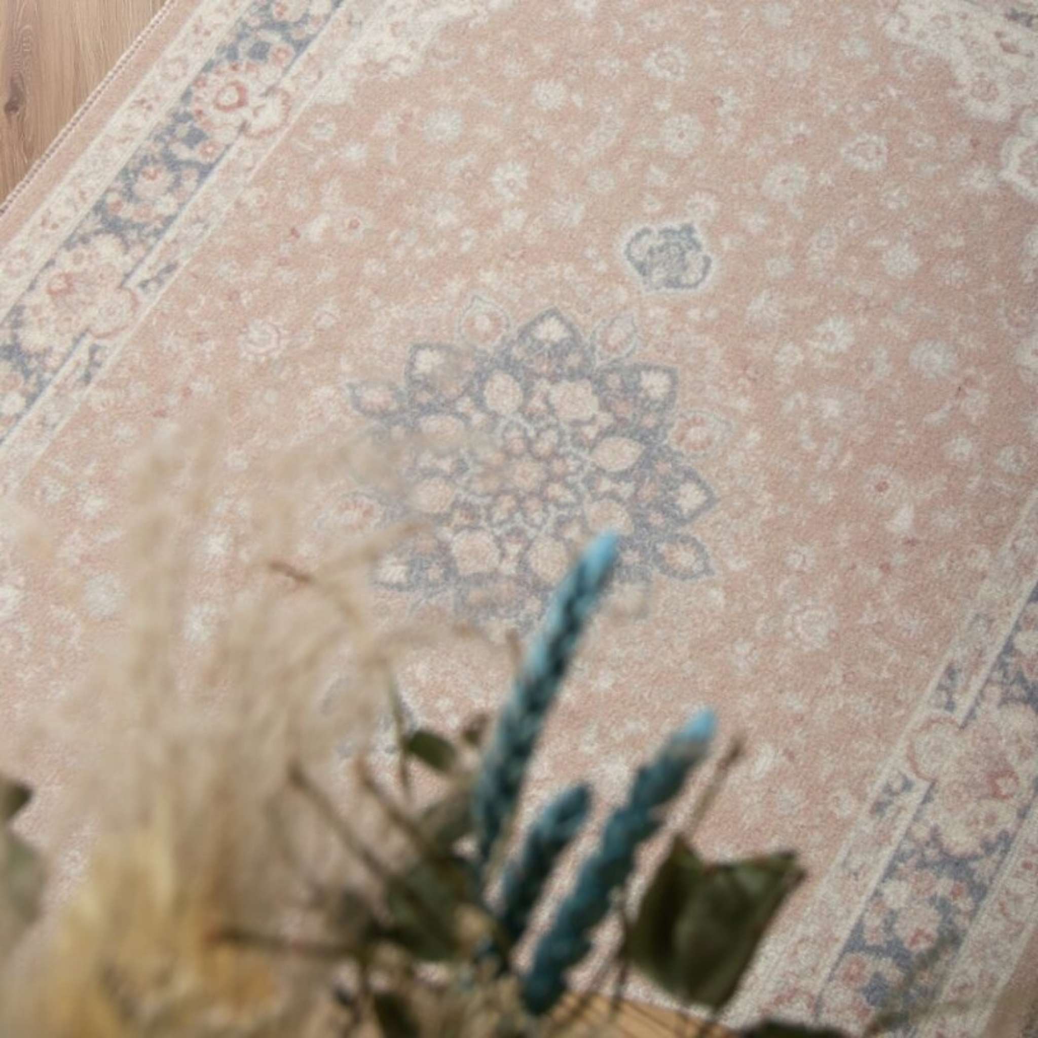 Matilda Flatweave rug - pink