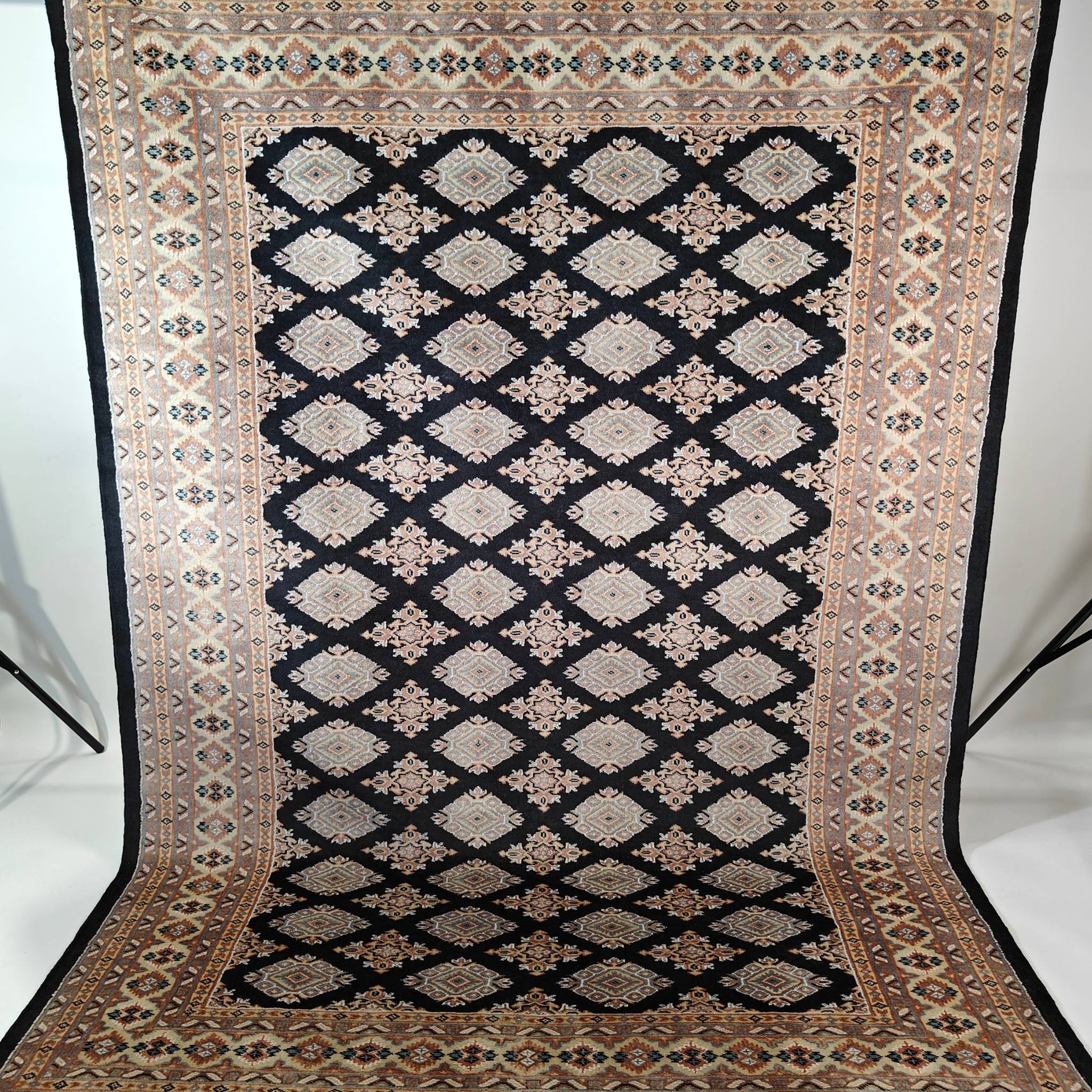 Pakistanilainen villamatto - musta - 169x249cm