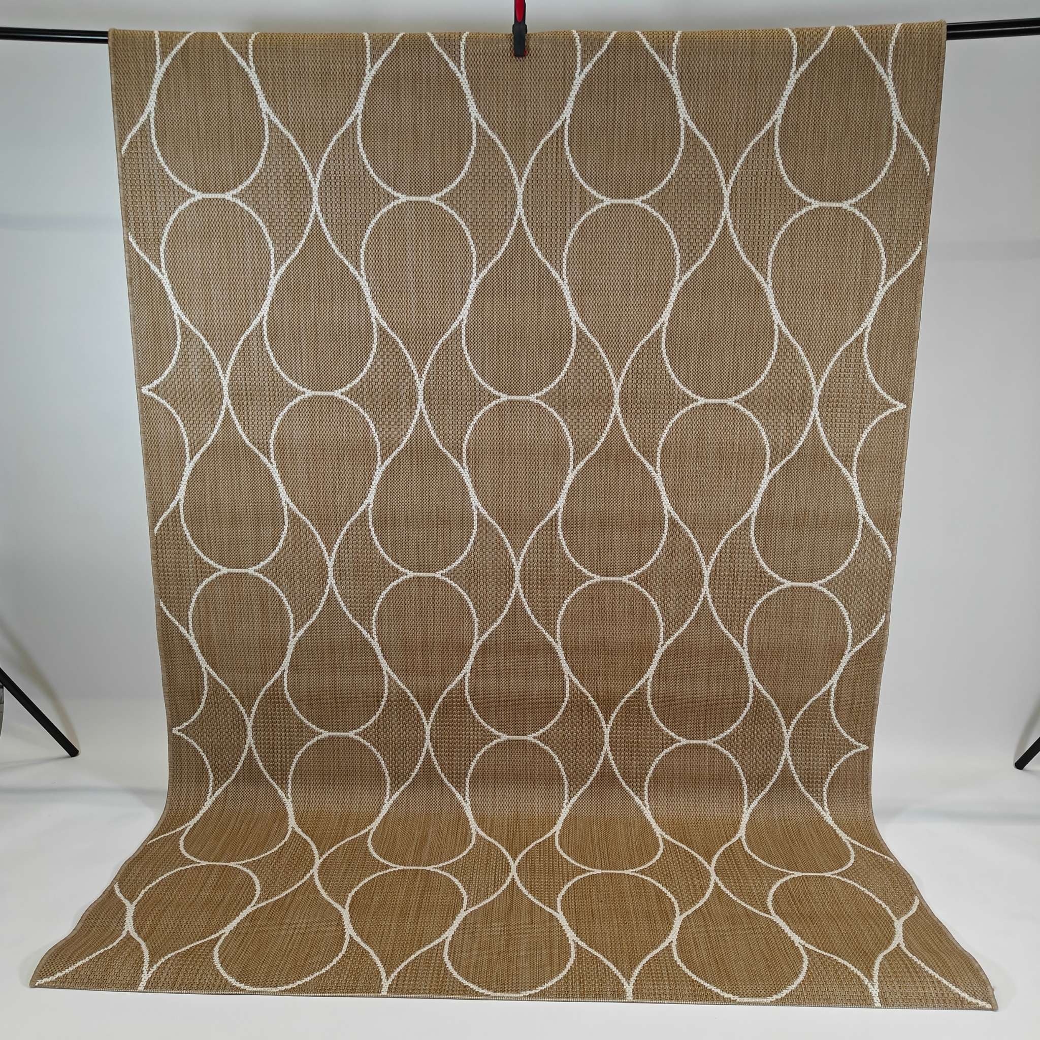 Pisara sileäksi kudottu matto - beige