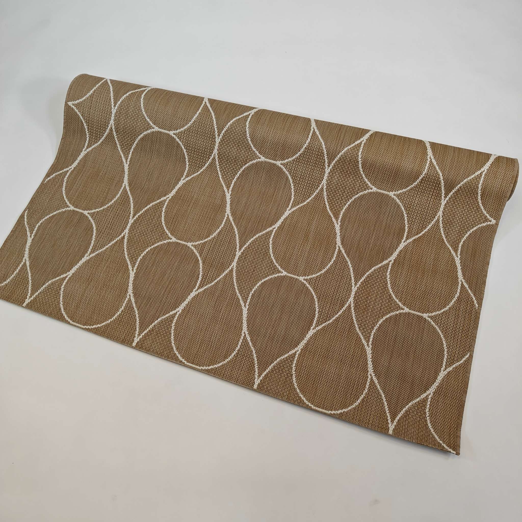 Pisara sileäksi kudottu matto - beige